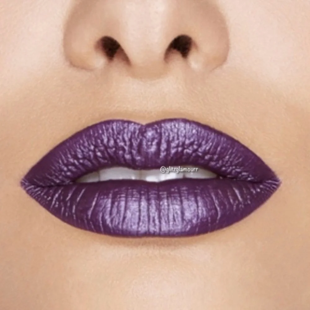 ✨Too Faced Melted Matte-tallic Matte Lipstick✨